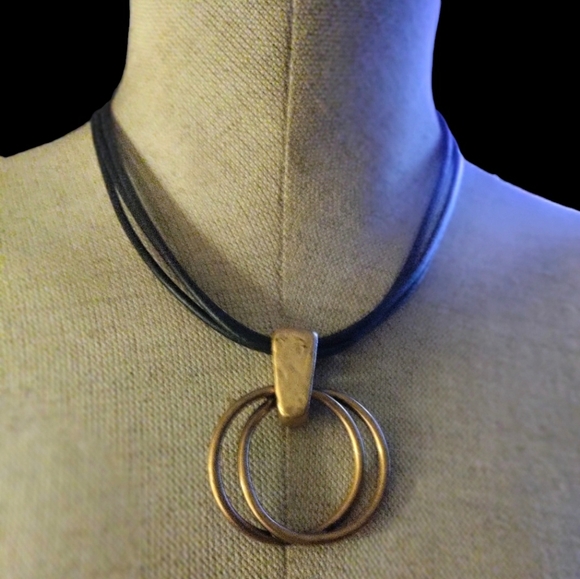 Necklace - Picture 2 of 2